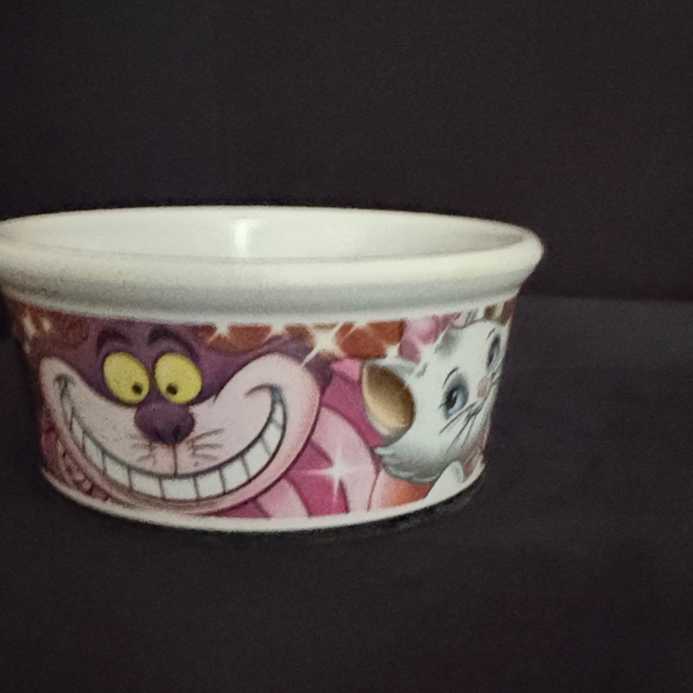 Disney Cat Bowl featuring Disney Cats - Picture 6 of 8